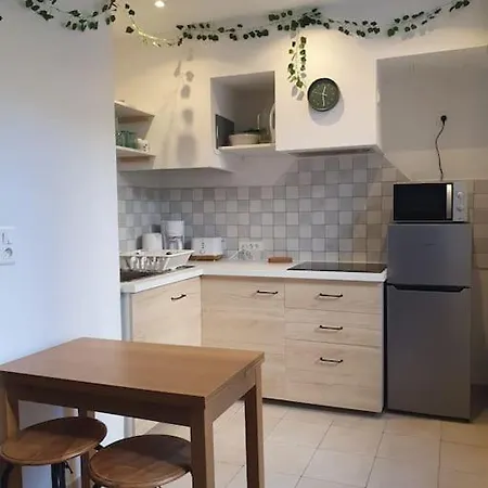 Terrasse Centre Apartment Nyons